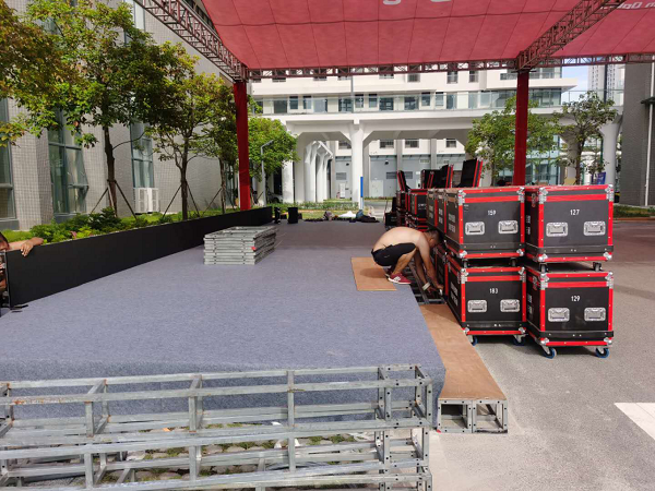 瓏璟光電科技有限公司生產(chǎn)基地落成典禮圓滿成功(圖4) 瓏璟光電科技有限公司生產(chǎn)基地落成典禮圓滿成功(圖4)