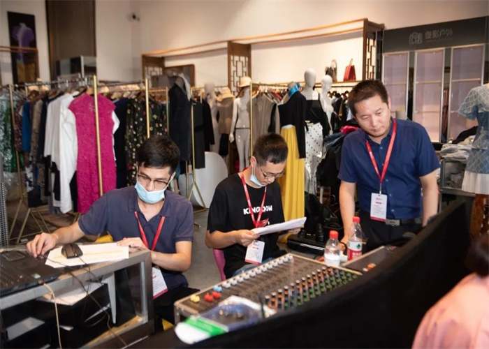 萬方服飾&菲儷服飾(圖7) 萬方服飾&菲儷服飾(圖7)