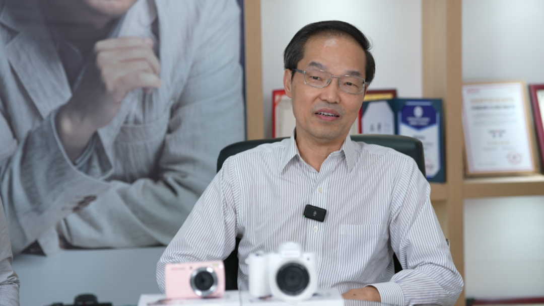 國(guó)貨影像破局之作：松典高交會(huì)首發(fā)大底卡片機(jī)，載譽(yù)“廣東知名品牌”(圖5)